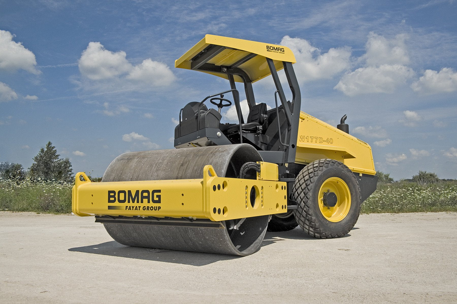 BOMAG Single Drum Roller BW156D 3 BW156DH 3 BW156PDH 3 BW177D 3 BW177DH 3 BW177PDH 3 BW177AD 3 OPERATION MAINTENANCE MANUAL