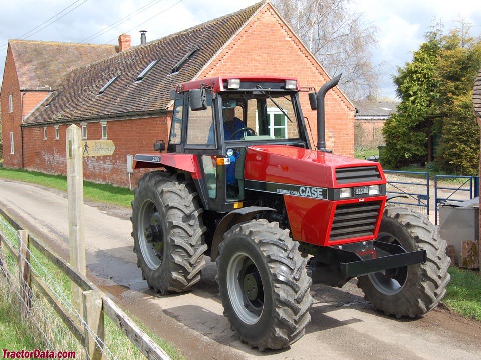 CASE IH 2294 TRACTOR